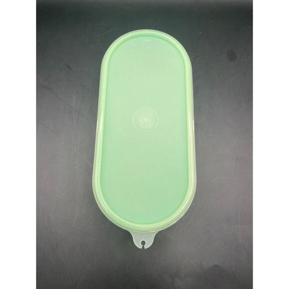 Vintage Tupperware Jadite Green Oval Container with Lid - Picture 1 of 4